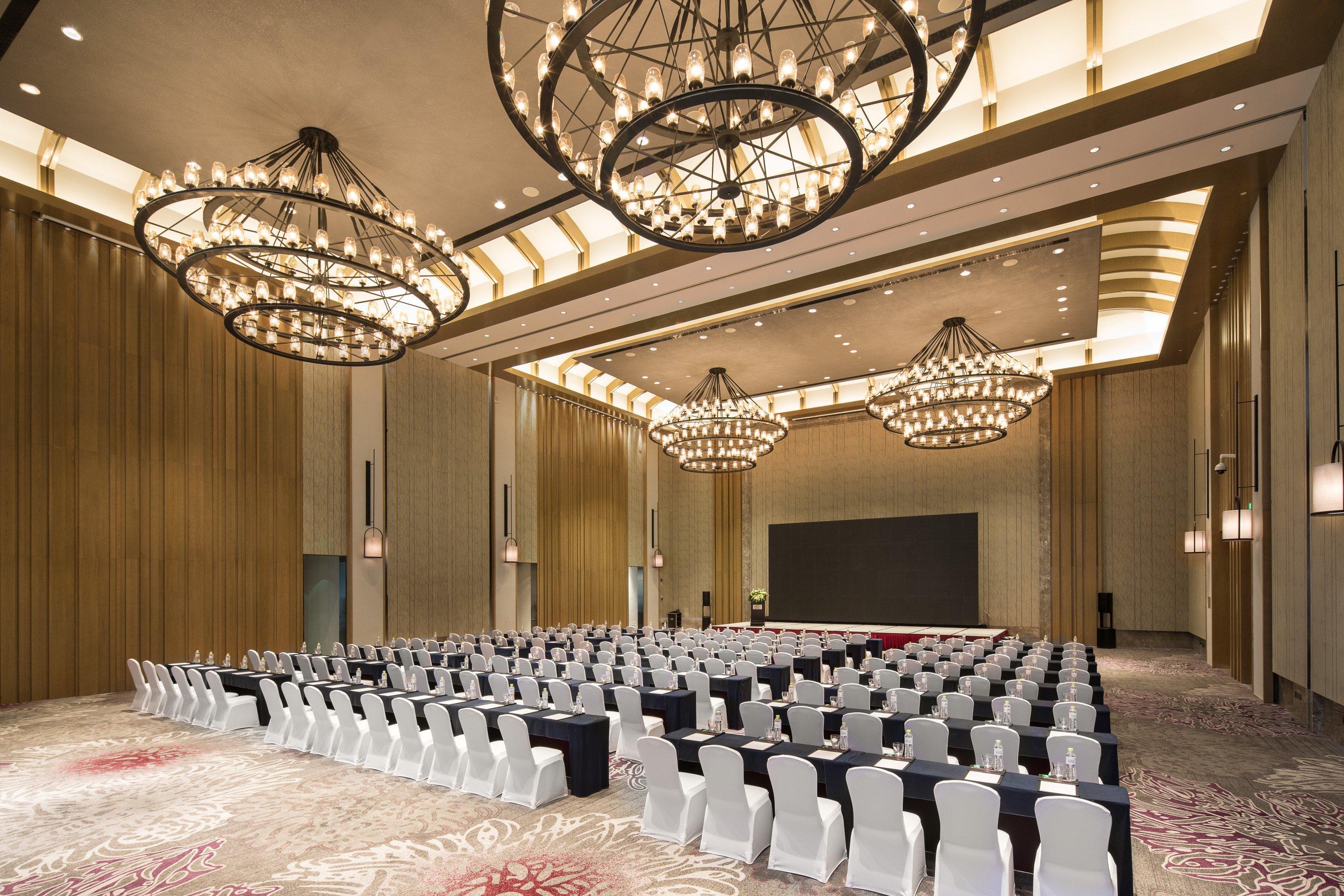 Hotel Crowne Plaza Qingdaoorientalmoviemetropolis By Ihg Exterior foto