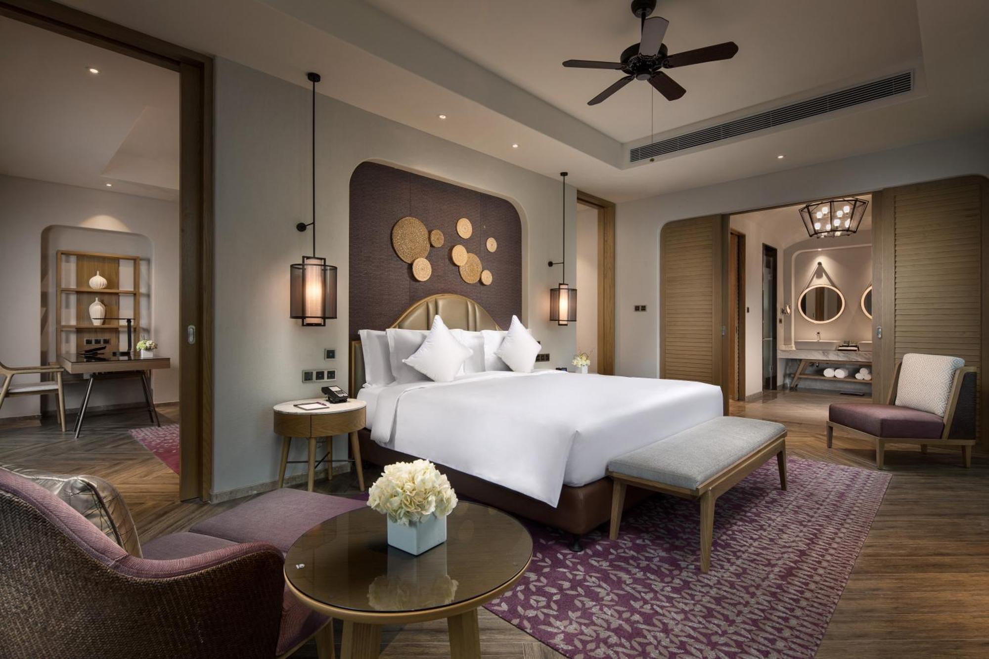 Hotel Crowne Plaza Qingdaoorientalmoviemetropolis By Ihg Exterior foto