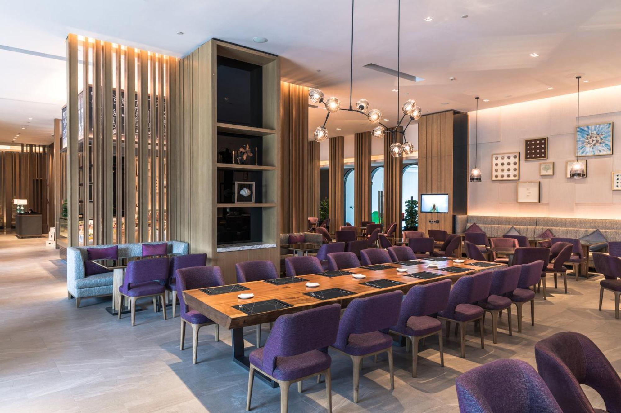 Hotel Crowne Plaza Qingdaoorientalmoviemetropolis By Ihg Exterior foto