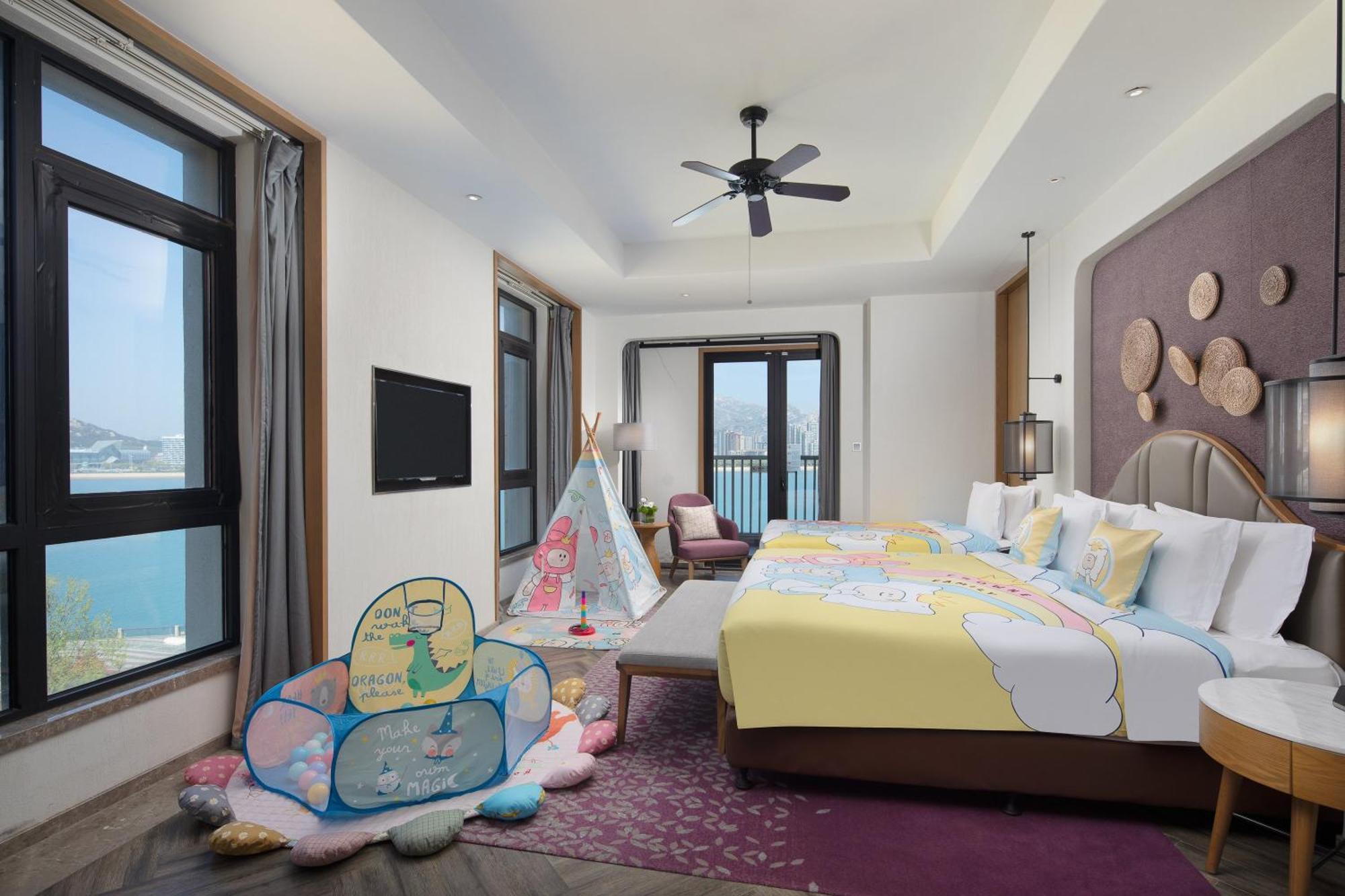 Hotel Crowne Plaza Qingdaoorientalmoviemetropolis By Ihg Exterior foto